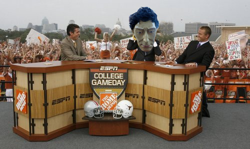 CollegeGameDay_gianthead.jpg